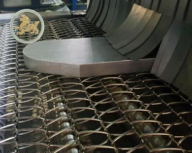 Wire-mesh-shot-blasting-machine-7.webp